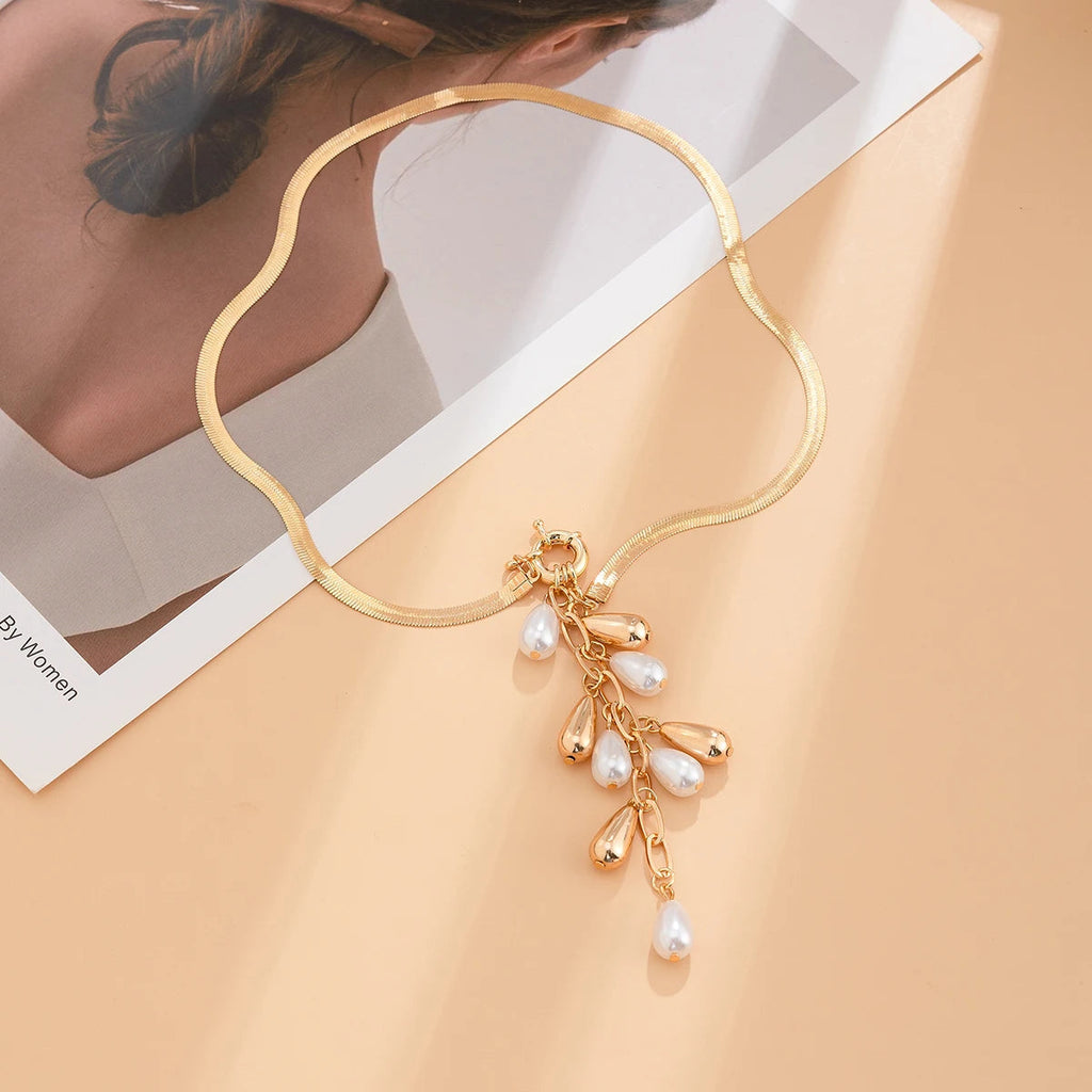 Teardrop Pearls Necklace